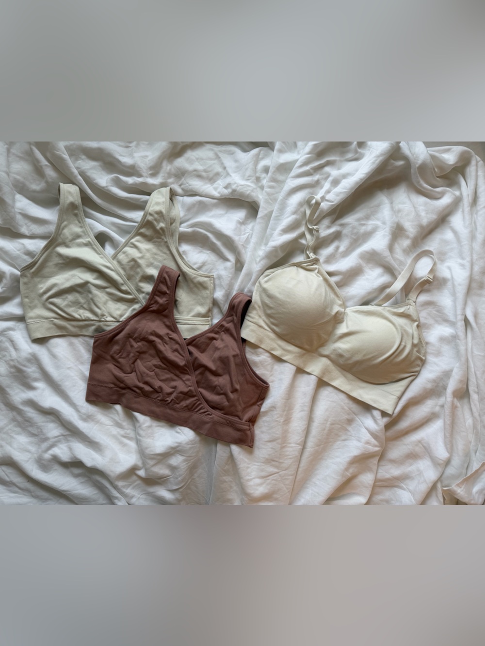 Large Nursing Bras. Lounge and Wireless. Breastfeeding.